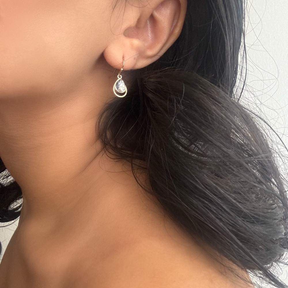 Gold tear drop earrings